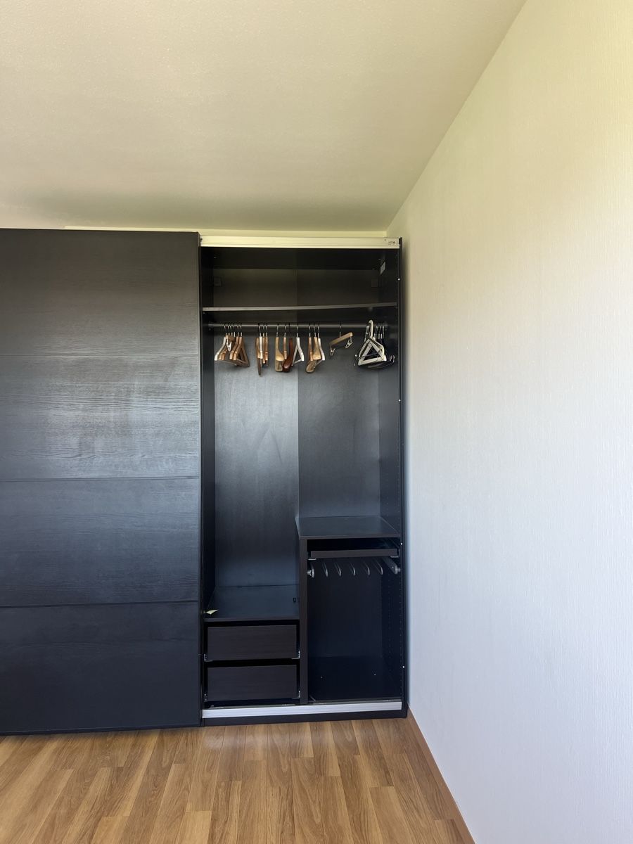Armadi: Armoire grande – Usato da Grand-Lancy venduto da sar_9rrj 2