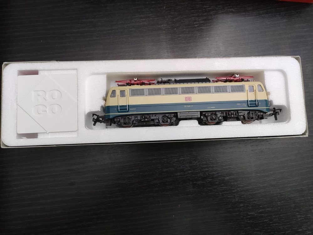 Roco H0 - 43392 - Locomotive électrique - BR 110 233-4 - DB