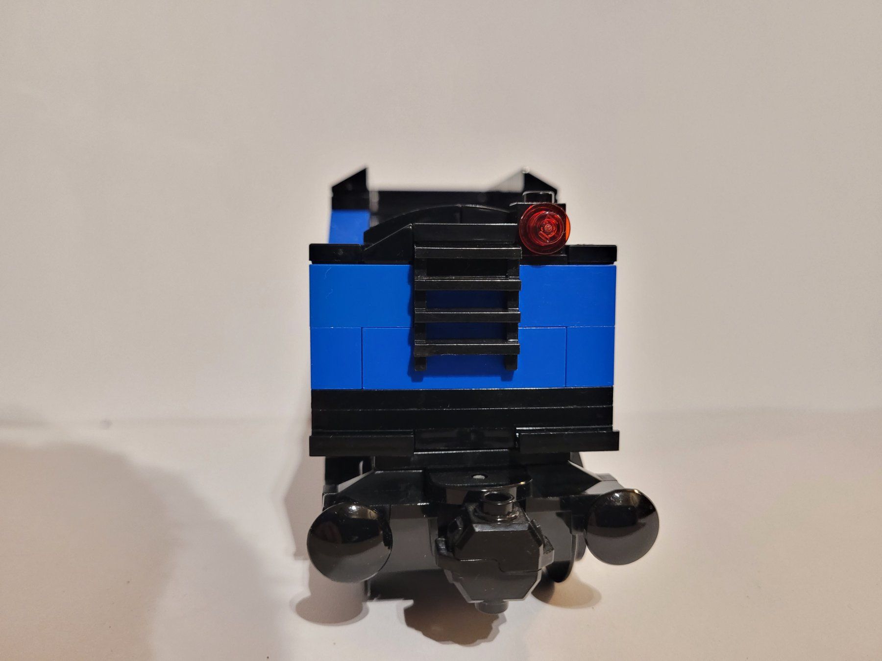 Lego Baukästen: Train Lego Blue Emerald Night, construit sur schéma 10194 – Gebraucht aus La Tour-de-Peilz von estelle69 5