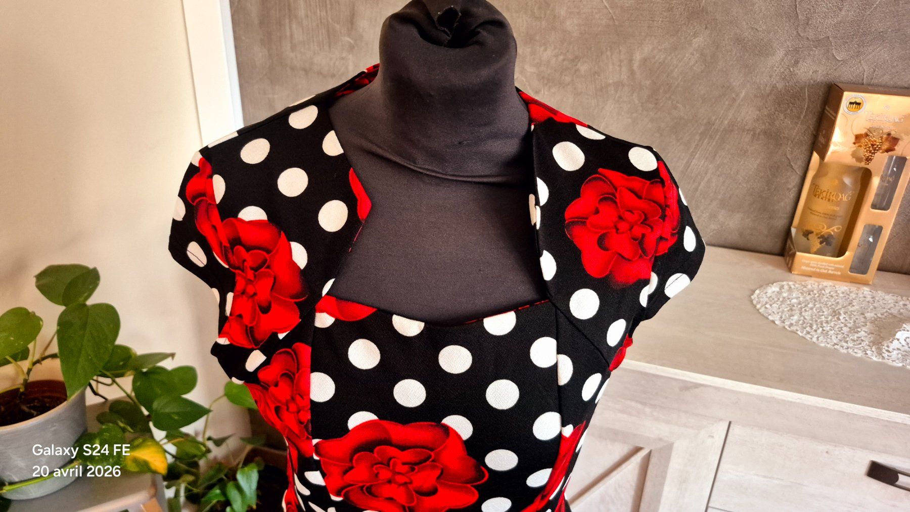 Vestiti: Robe de soiree. Elastique. 40 – Usato da Reconvilier venduto da something4you 3