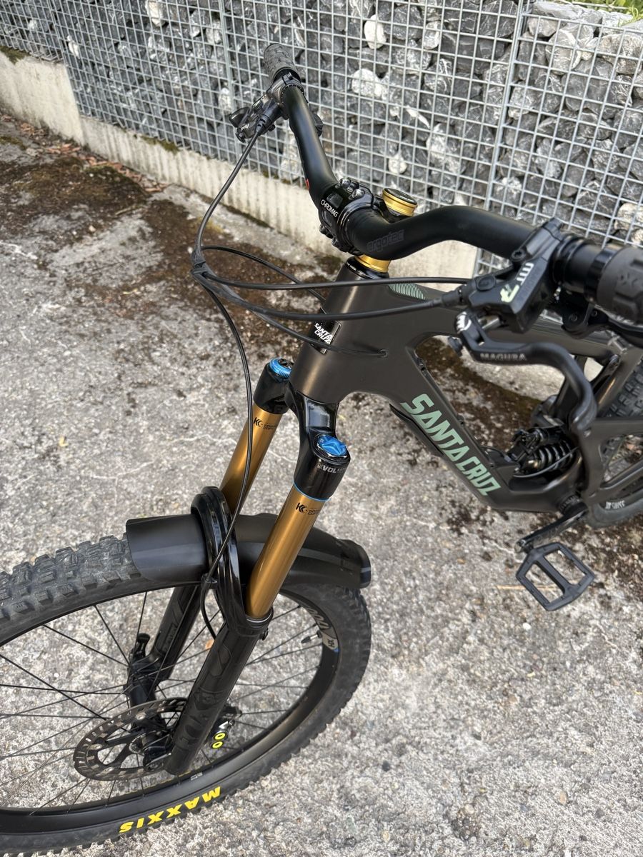 Santa Cruz Biciclette: Santa Cruz Nomad Carbon C 4.0 – Usato da Wolfhausen venduto da lunaire01 1