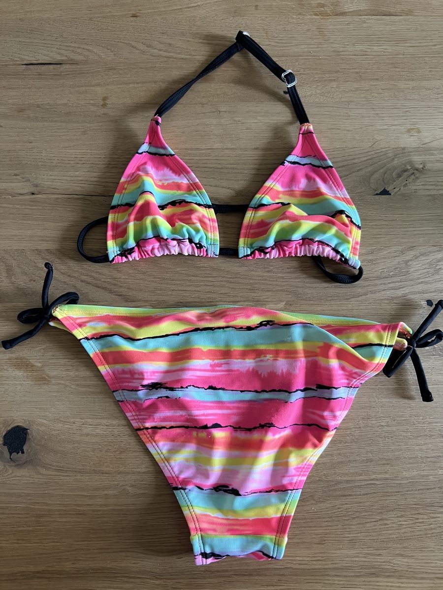 Costumi da bagno & Bikini: Bikini mehrfarbig gestreift Grösse 152  – Nuovo (secondo la descrizione) da Dübendorf venduto da Sternli2013 1