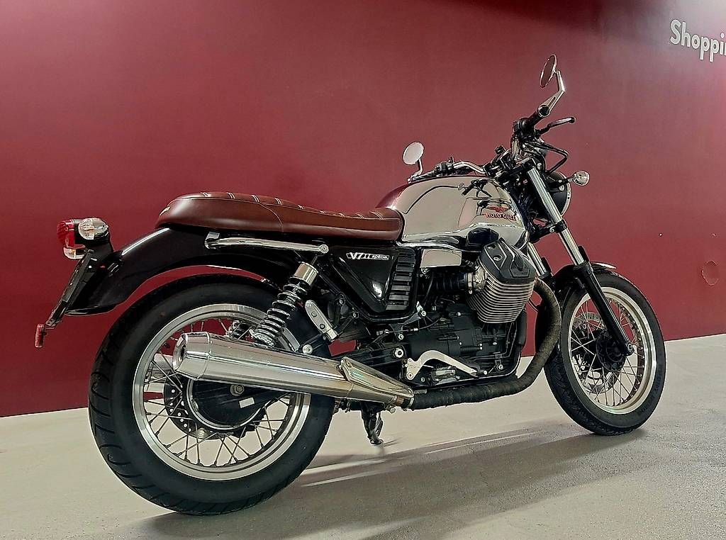 Strasse: Moto Guzzi V7 II special – Gebraucht aus Heiligkreuz (Mels) von Beyond-Auto 6
