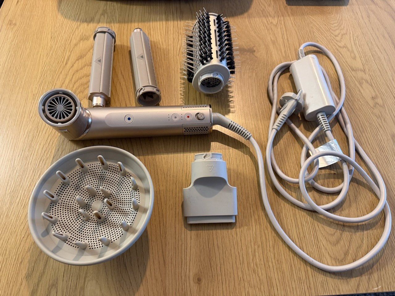 Sèche-cheveux: Shark FlexStyle 3-in-1 Haarstyler + Extra Diffusor – D'occasion à Brugg AG par tom_p7zf
