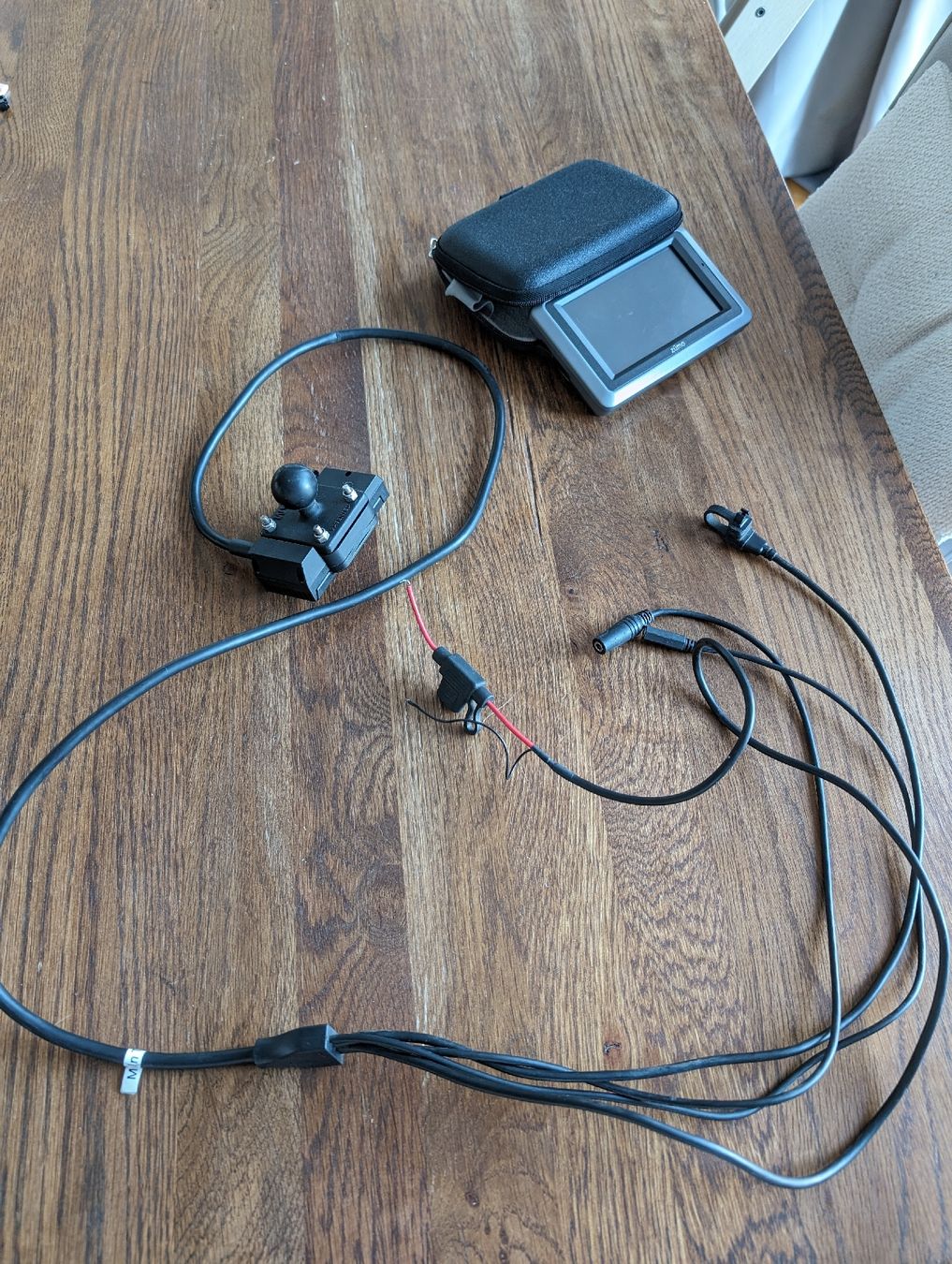 Garmin Navigationsgeräte: Garmin Zumo 660 Navigator  – Gebraucht aus Pfaffhausen von  2