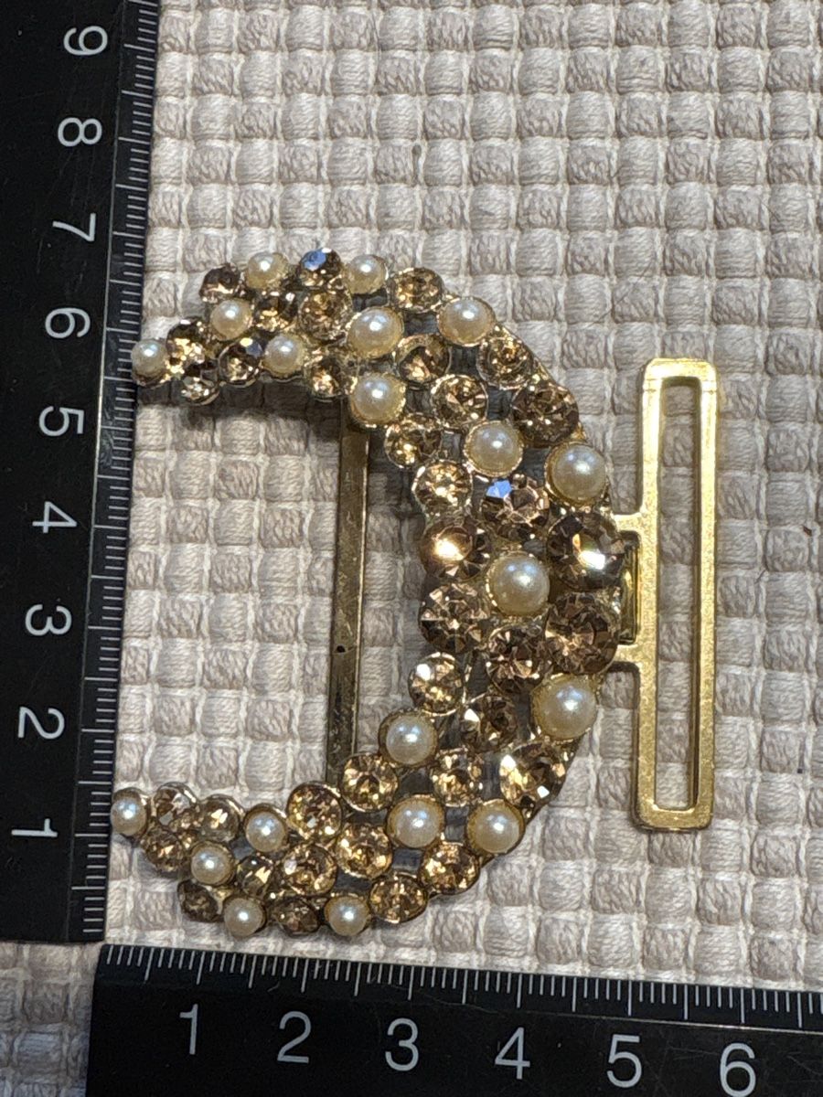 Fibbie per cinture: Gürtelschnalle mit Strass – Usato da Rümlang venduto da euqinom16