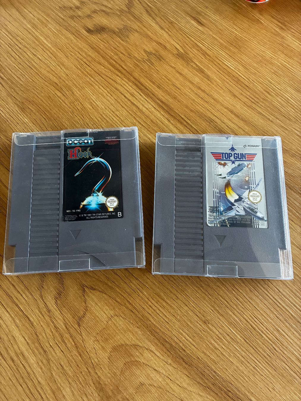 Nintendo Spiele: NES Spiele Hook & Top Gun mit Schutzhülle – Gebraucht aus Weiach von godsavethequeen