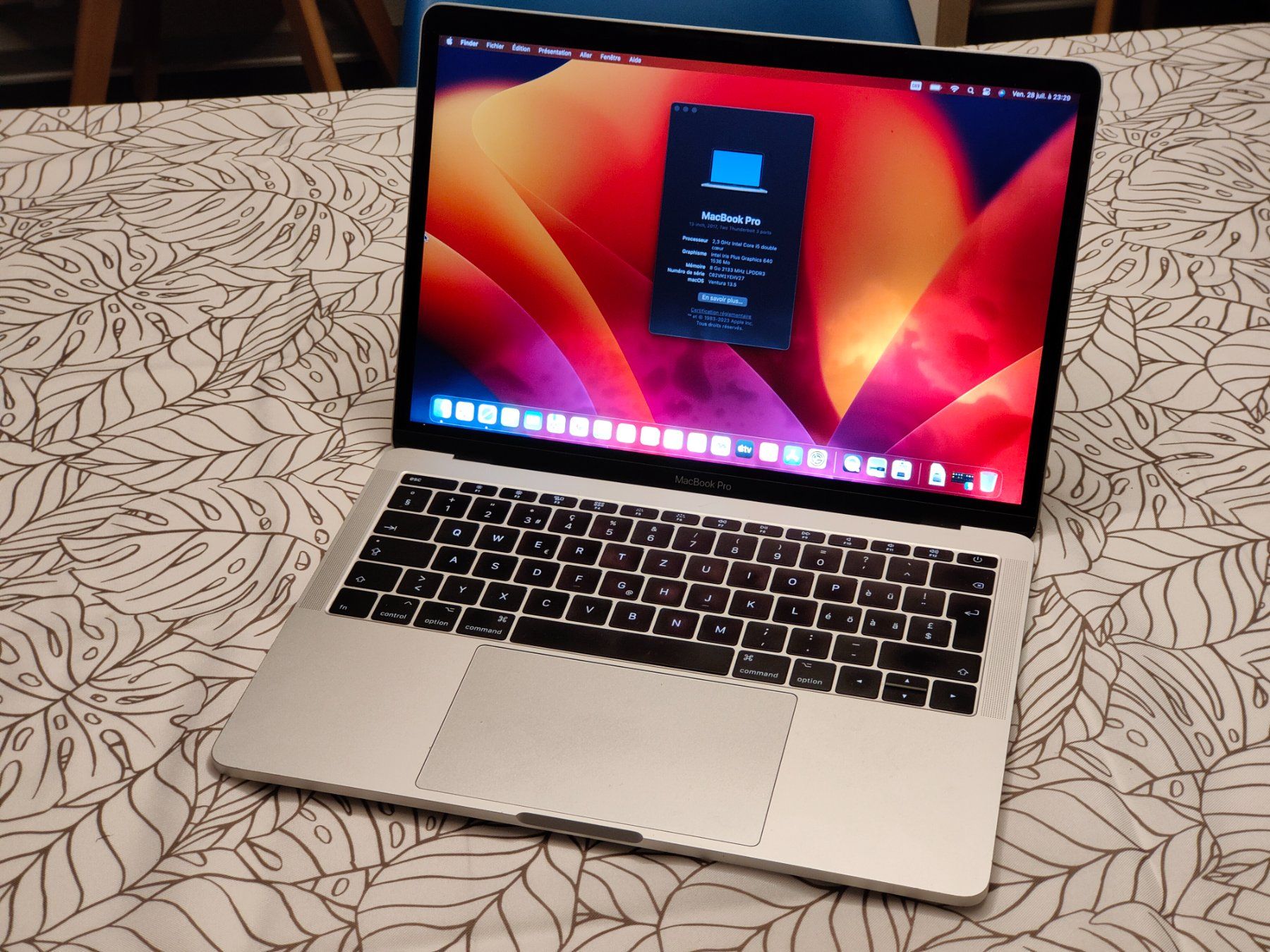 Apple Notebooks: MacBook Pro 13 2017 – Defekt aus Le Mouret von