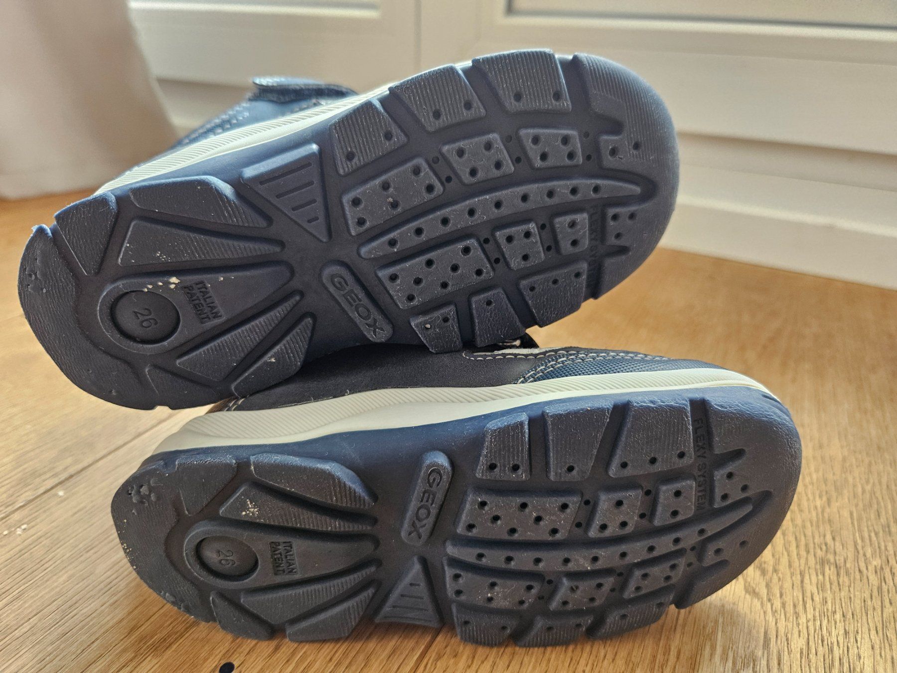Geox Scarpe da uomo: Winterschuhe Geox Grösse 26 – Usato da Winterthur venduto da dobeh 3