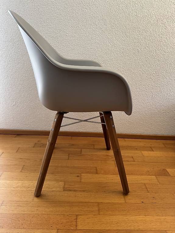 Pfister Sedie: Designerstühle von Pfister – Usato da Wetzikon ZH venduto da Grad24 2