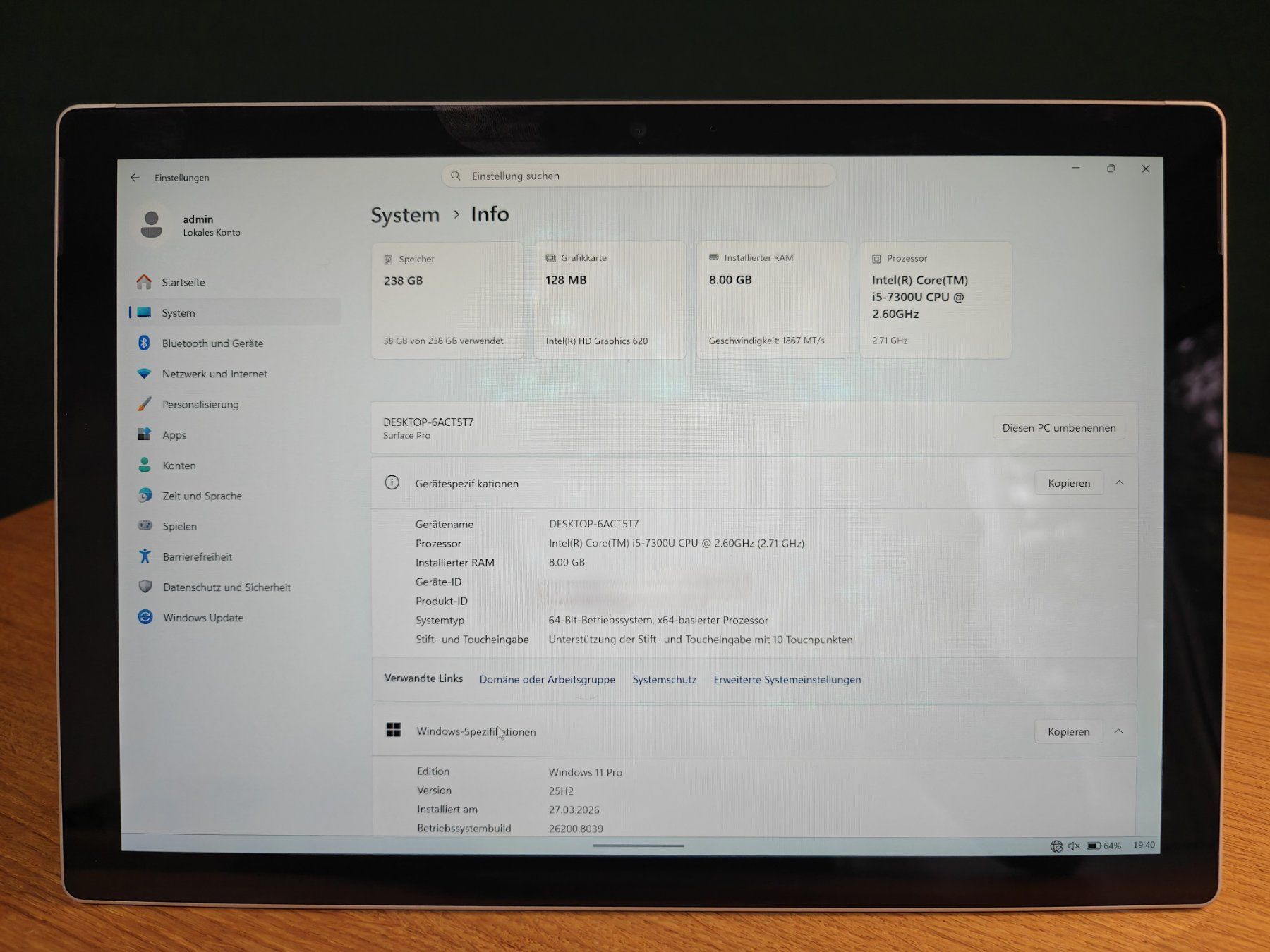 Microsoft Tablet PC: Surface Pro 5 / i5-7300U / 8GB / 256GB – Usato da Schaffhausen venduto da edelbrock 1