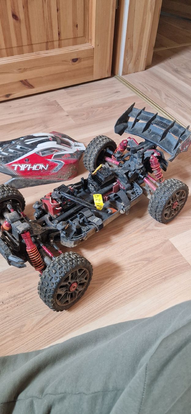 Arrma Modellismo RC: Rc Arrma typhon 3s – Usato da Matzendorf venduto da LeoRc 1