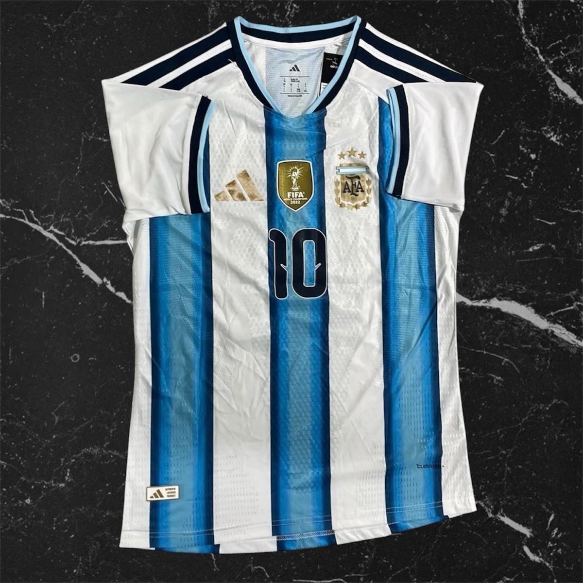 Adidas Maillots de corps & Pantalons: Argentinien Messi Player Version Trikot Grösse L – Neuf (Voir description) à Frenkendorf par a_1999
