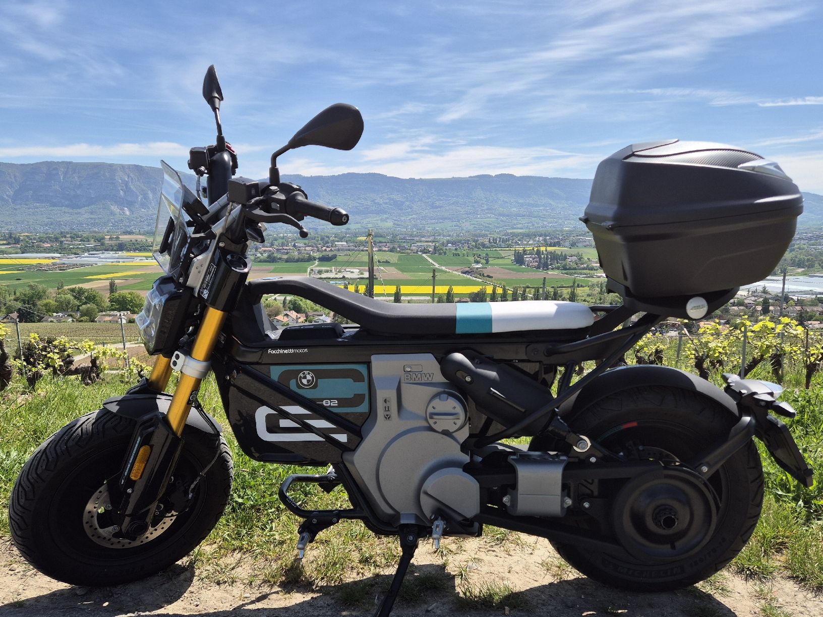 BMW Strada: BMW CE 02 Highline – Nuovo (secondo la descrizione) da Chavannes-de-Bogis venduto da Subliminal