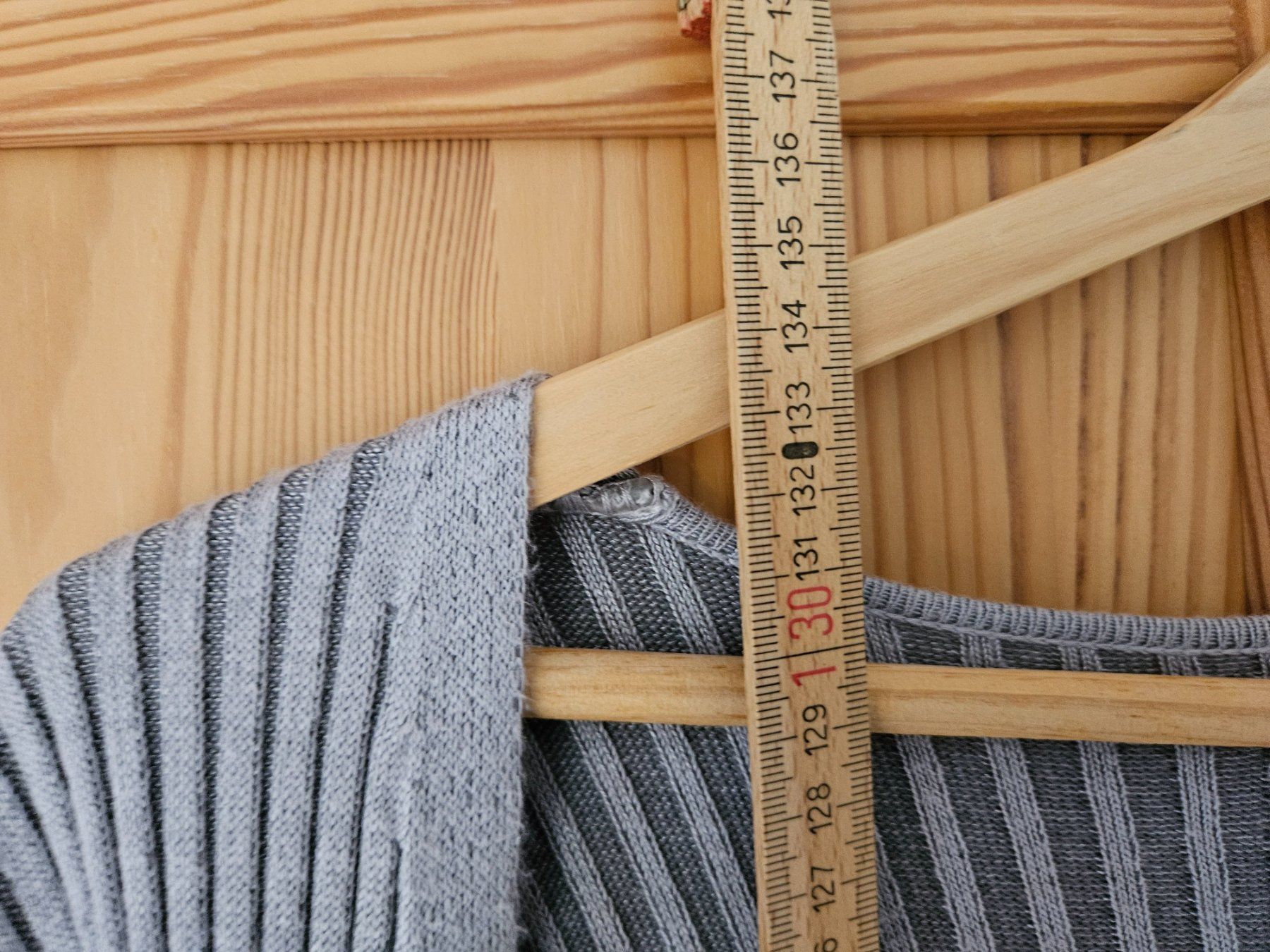 Giacche: Missguided Cardigan, Grau, Grösse 38 – Usato da Wettingen venduto da Sk8ertomda 1