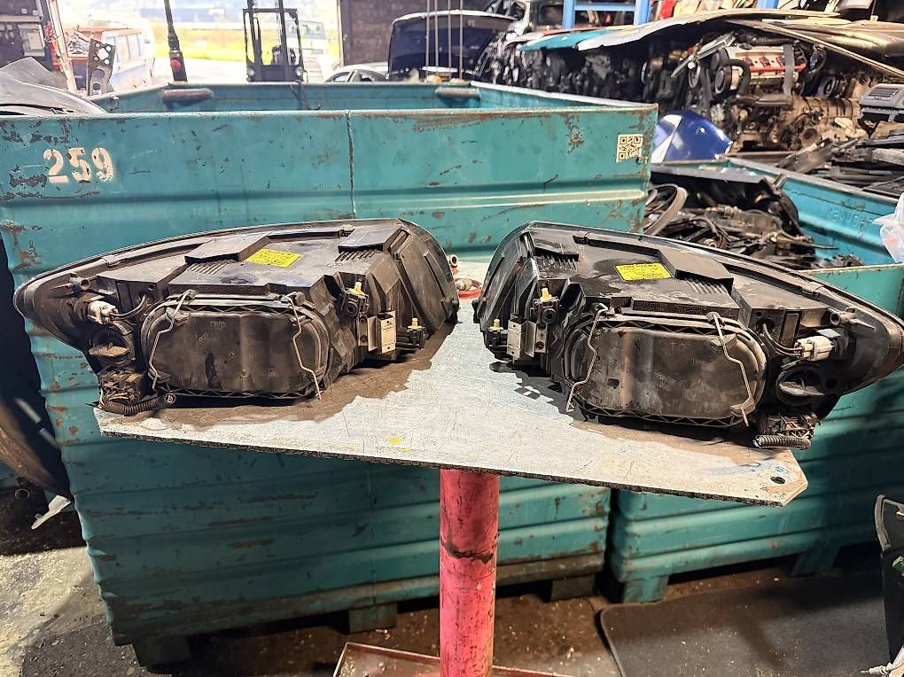 Fari: Scheinwerfer Volvo S40 / V50  – Usato da Udligenswil venduto da Sch2s 3