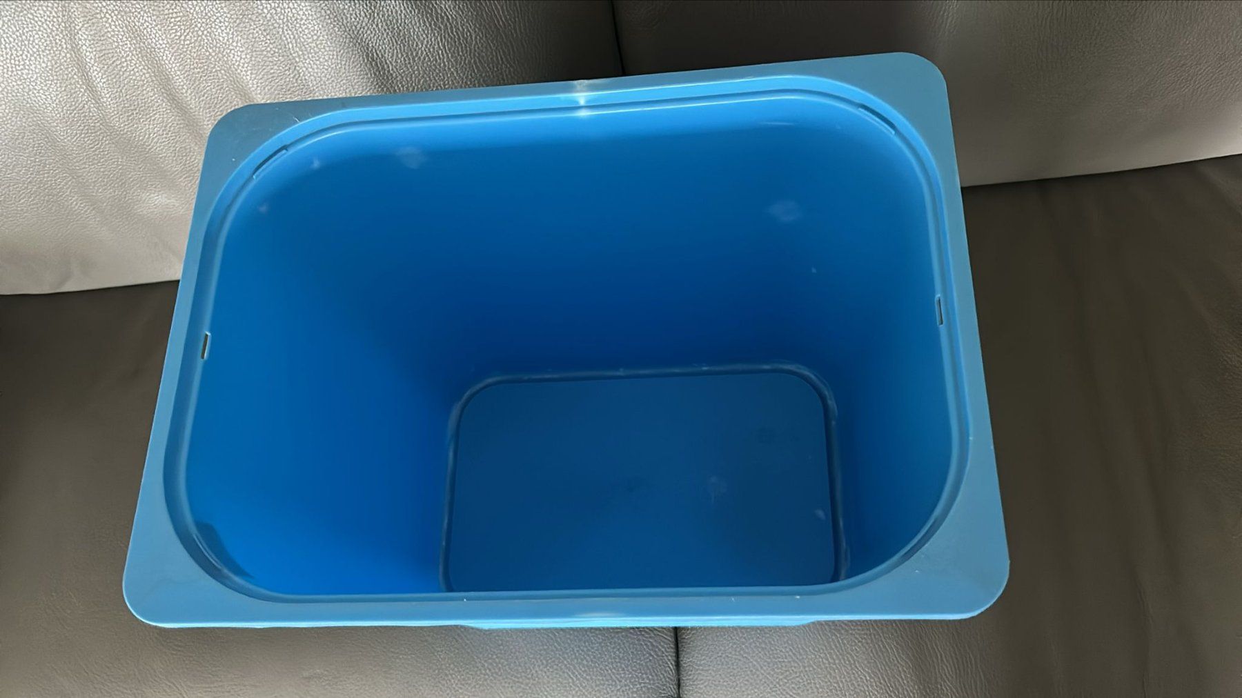 Ikea Recipients et similaires: Cassetto in plastica blu Trofast Ikea – D'occasion à Melano par H-Sara 2
