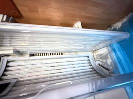 Lettino abbronzante professionale - Perfetto per l'estate!