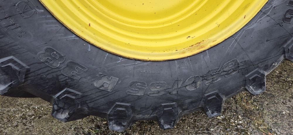 Räder John Deere 650/65R38 und 540/65R28 (Gebraucht) in Muhen für CHF ...