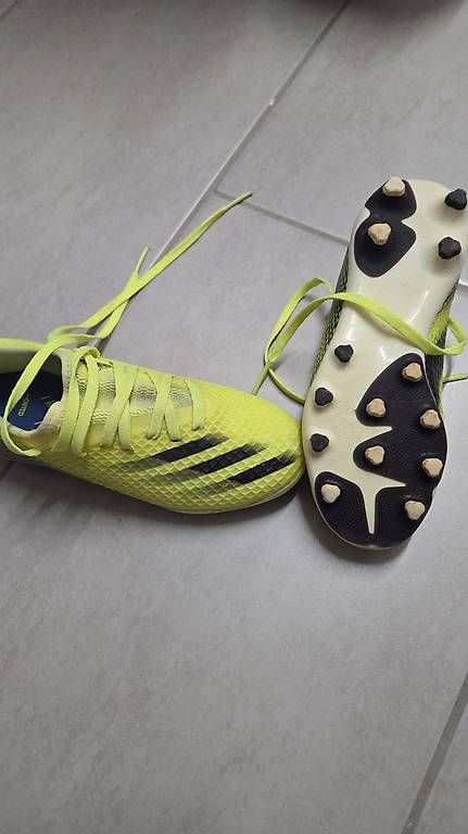 Adidas Scarpe per ragazzi: Fussballschuhe Adidas Ghosted Grösse 33 – Usato da Würenlingen venduto da ram_97c8 1