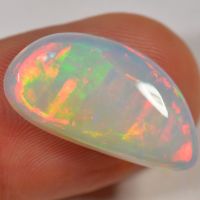 8.3 Karat - Heller Striped Äthiopischer Welo Opal