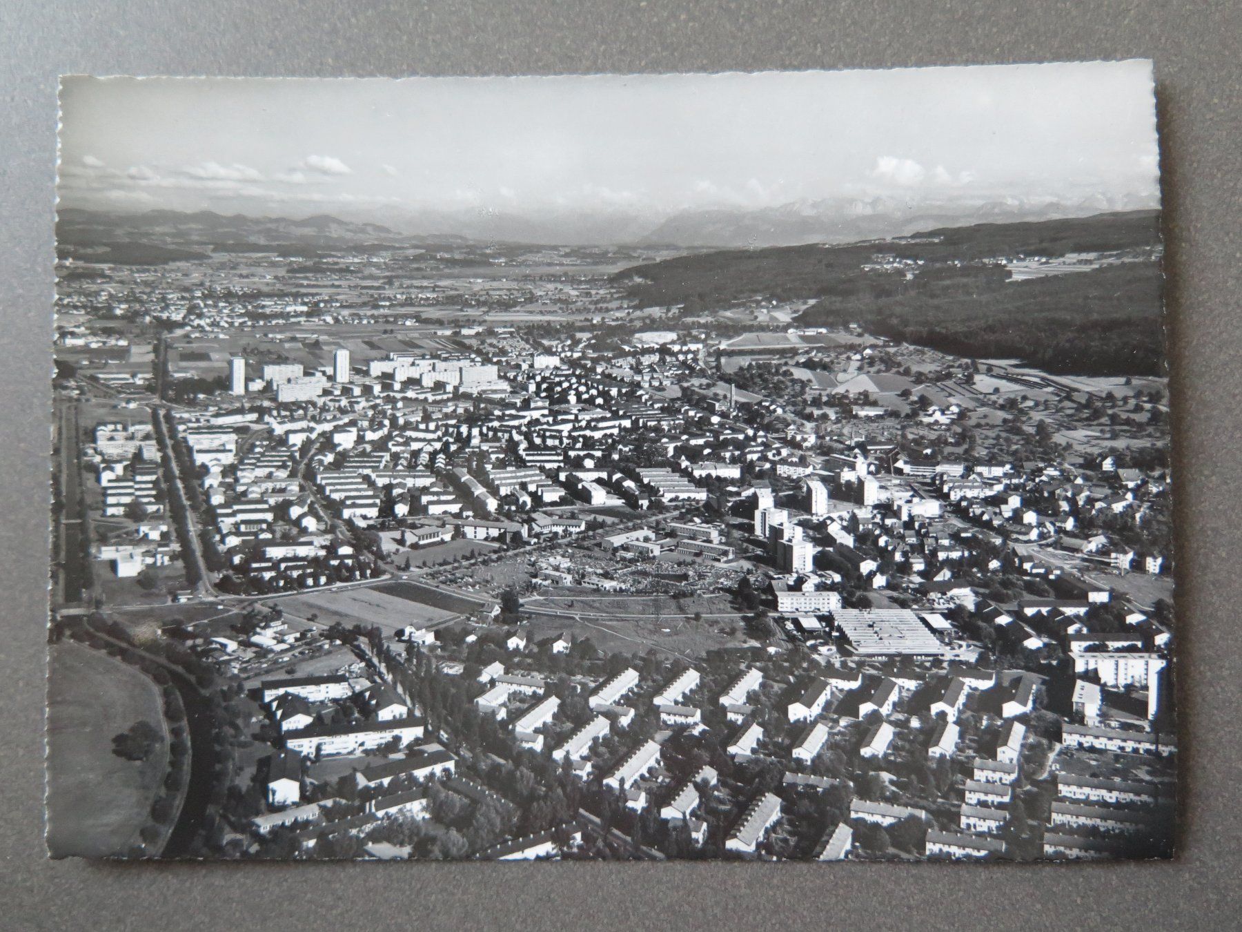Cartoline postali: ZÜRICH-SCHWAMENDINGEN – Usato da Wittenbach venduto da lipasal