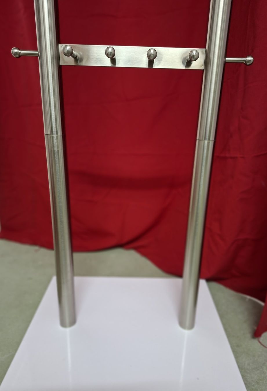 Guardaroba: Garderobe freistehend Chromstahl – Usato da Wettswil venduto da BIGU02 2