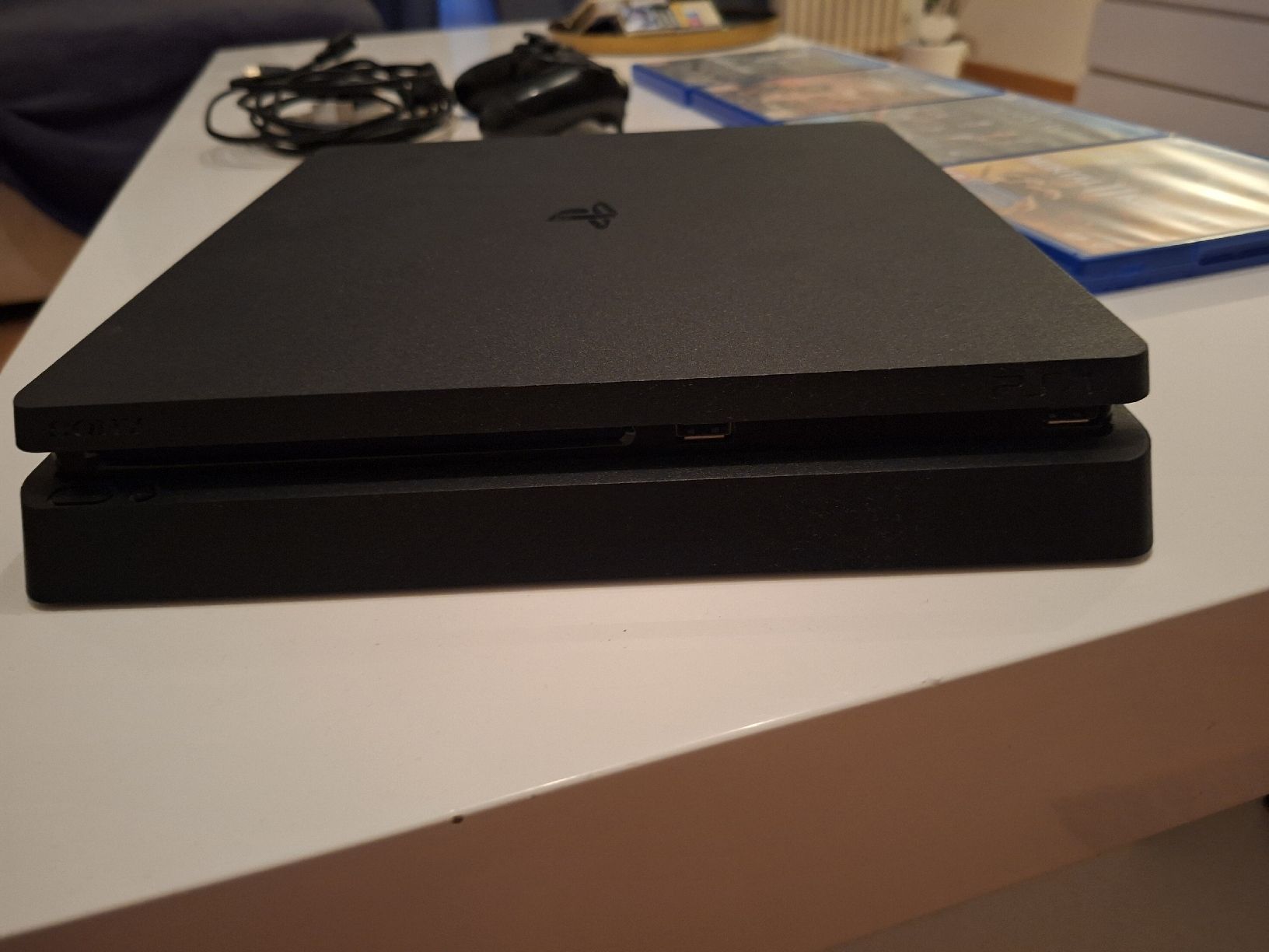 Sony Console: ps4 – Usato da Arbon venduto da woj_765s 2