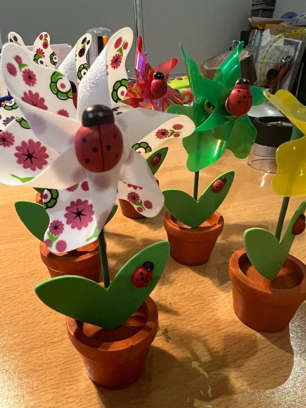 Tutte le decorazioni: 6 tischdekoration windrädchen im Blumentopf – Nuovo (secondo la descrizione) da subingen venduto da gibo11 2