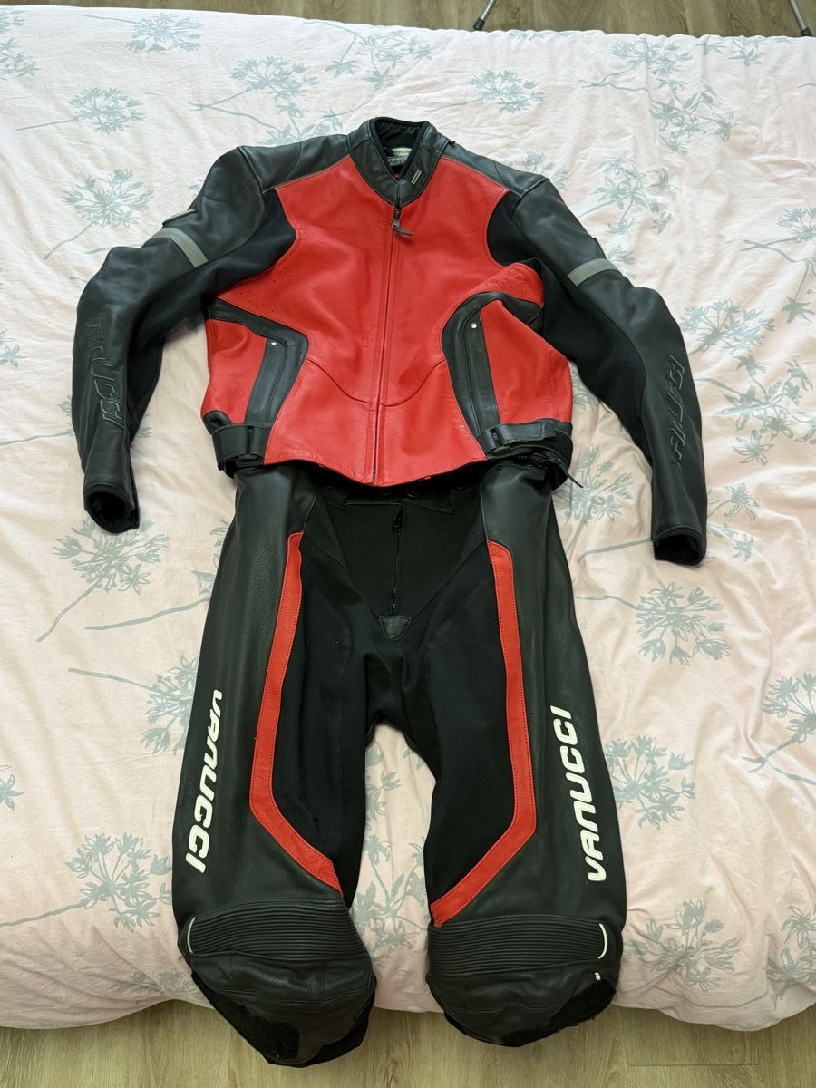 Vanucci Completi: Vanucci Komplett Motorradbekleidung Herren – Nuovo (secondo la descrizione) da Biel/Bienne venduto da kiki123456