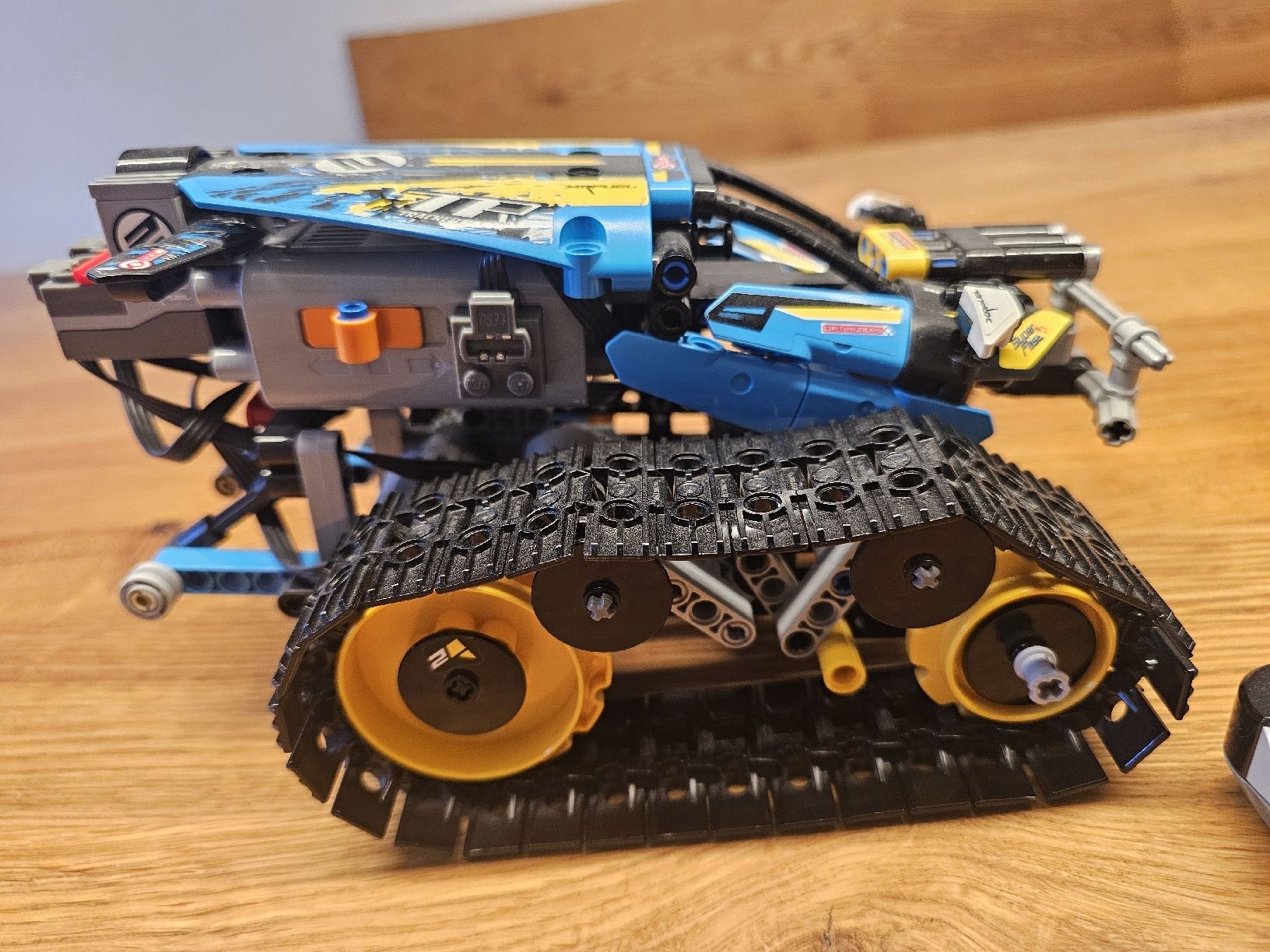 Lego Giocattoli: LEGO Stunt-Racer 42095, LEGO Technic – Usato da Chur venduto da Mdietrich 1