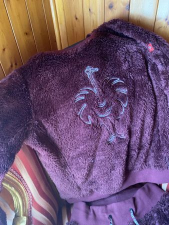 Kuscheliger Straussen-Pyjama Grösse XL, Top Zustand