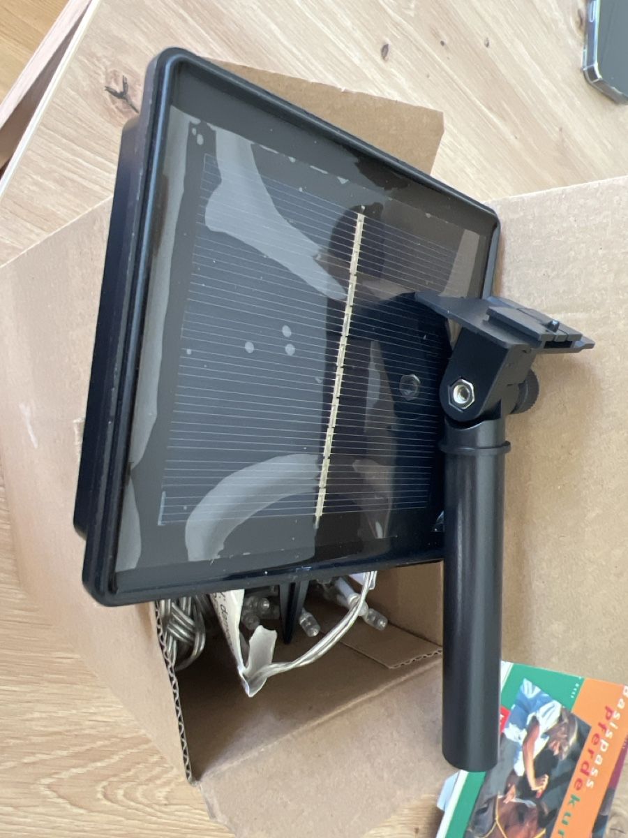 Ghirlande e barre luminose: LED- Solar Lichtervorhang 180x180 – Nuovo e nell'imballaggio originale da Muttenz venduto da Lisa_z 1