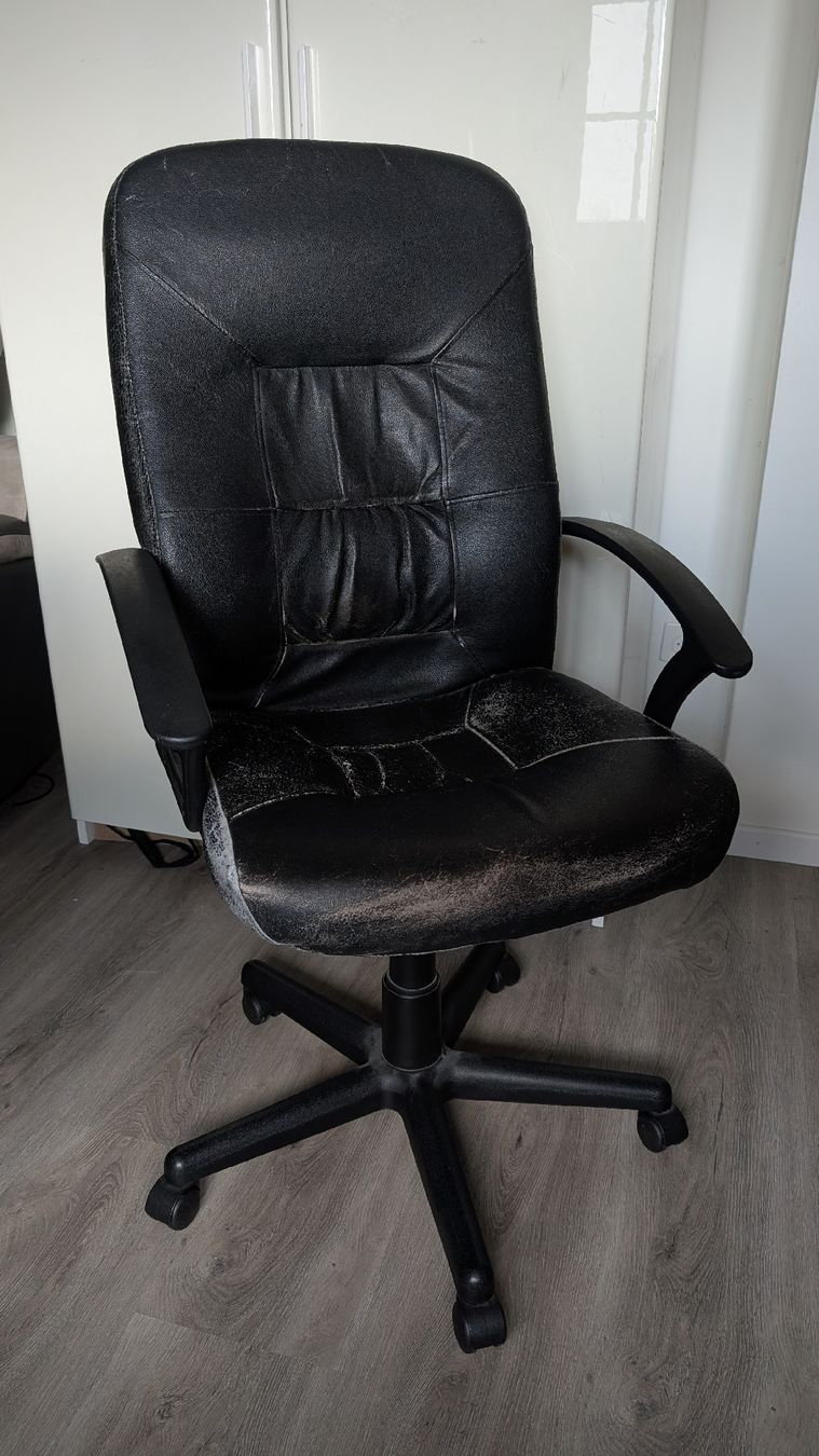 Ikea Sedie: Bürostuhl Gratis – Usato da Gipf-Oberfrick venduto da BenjaminUl 3