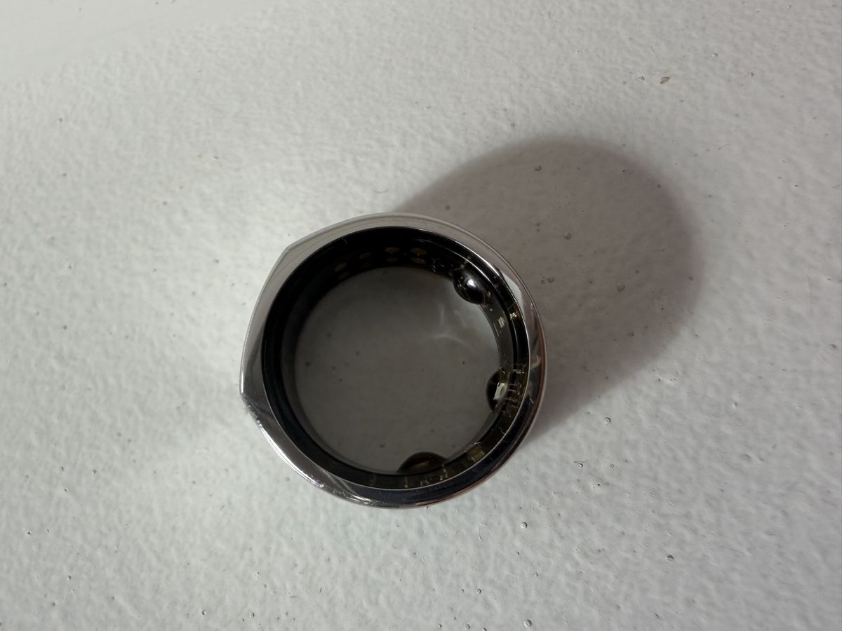 Oura Anelli: Oura Ring Gen3 Heritage Silver Size 8 – Nuovo (secondo la descrizione) da Pully venduto da 8avier 4