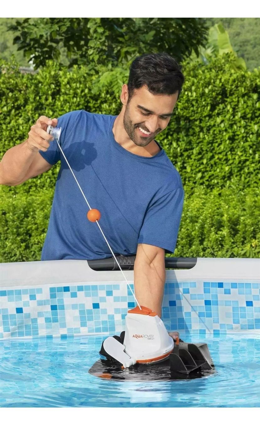 Schwimmbad-Zubehör: +Bestway Flowclear Akku Roboter Poolsauge – Neu und originalverpackt aus Amriswil von JaJa-Express 3