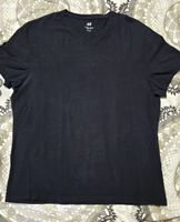 H&M T-Shirt V-Ausschnitt Slim Fit Schwarz Grösse XXL
