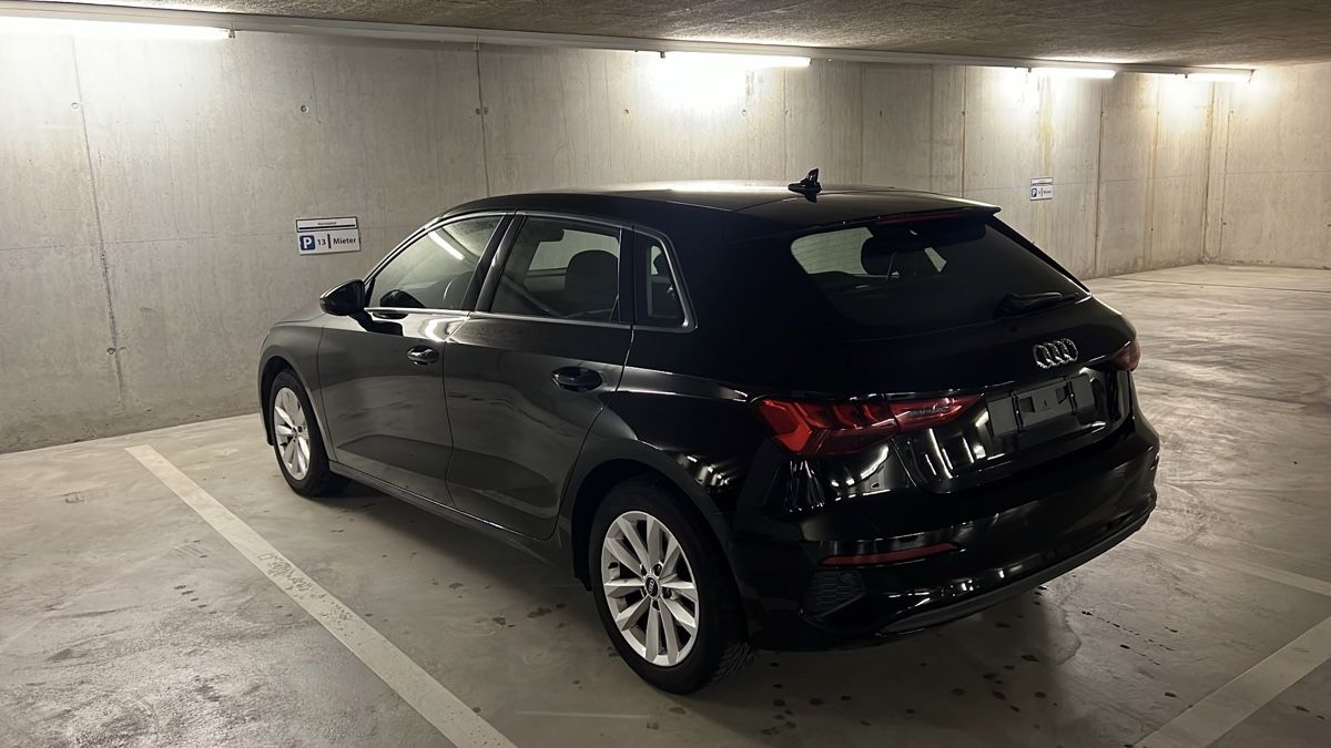 Audi Automobili: Audi / A3 Sportback 35 TFSI Attraction – Usato da Glarus venduto da Yenko01 3