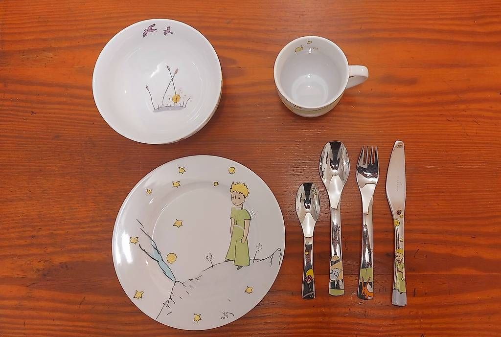 Set di piatti: Auerhahn - Kindergeschirr-Set, 7-teilig, mit Besteck – Usato da Riehen venduto da ricci75