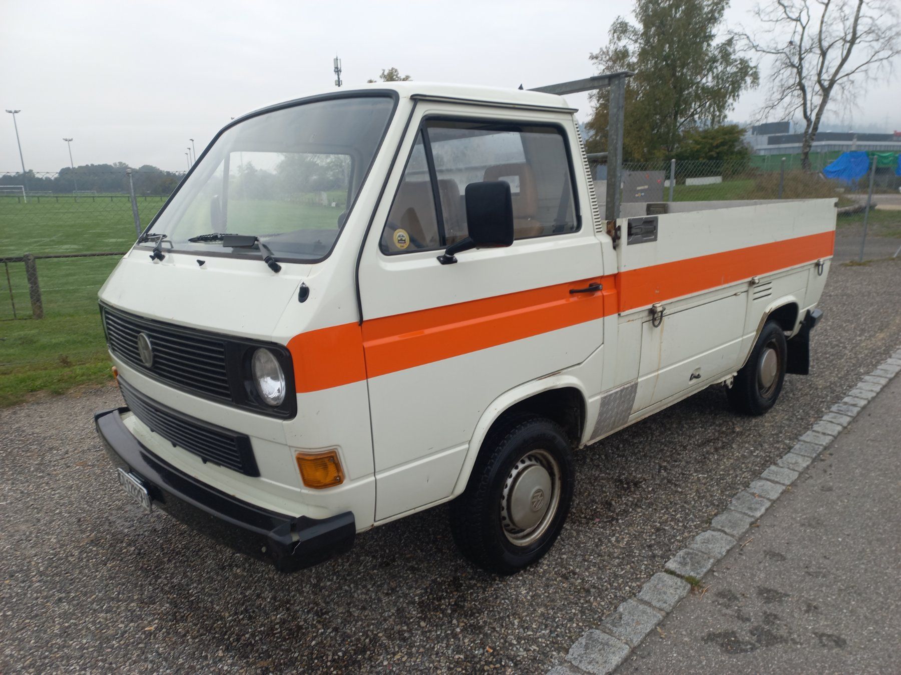 VW Nutzfahrzeuge: Oldtimer VW T3 Typ2 ,  Pickup , Aluseitenläden , Jg 1994 , – Gebraucht aus DULLIKEN von Lerchclassicdulliken 2