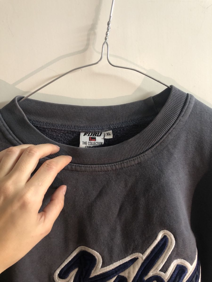 Pullover & Sweatshirts: VINTAGE Fubu Pullover // Cropped – Gebraucht aus Zürich von aurelia_nater 1