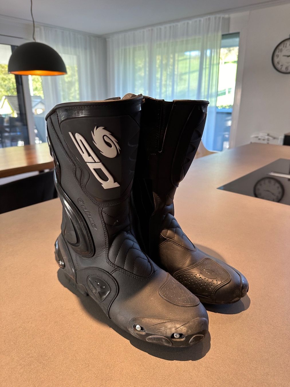 Scarpe da uomo: Motorradstiefel – Usato da Mauren venduto da fammeiersele 1