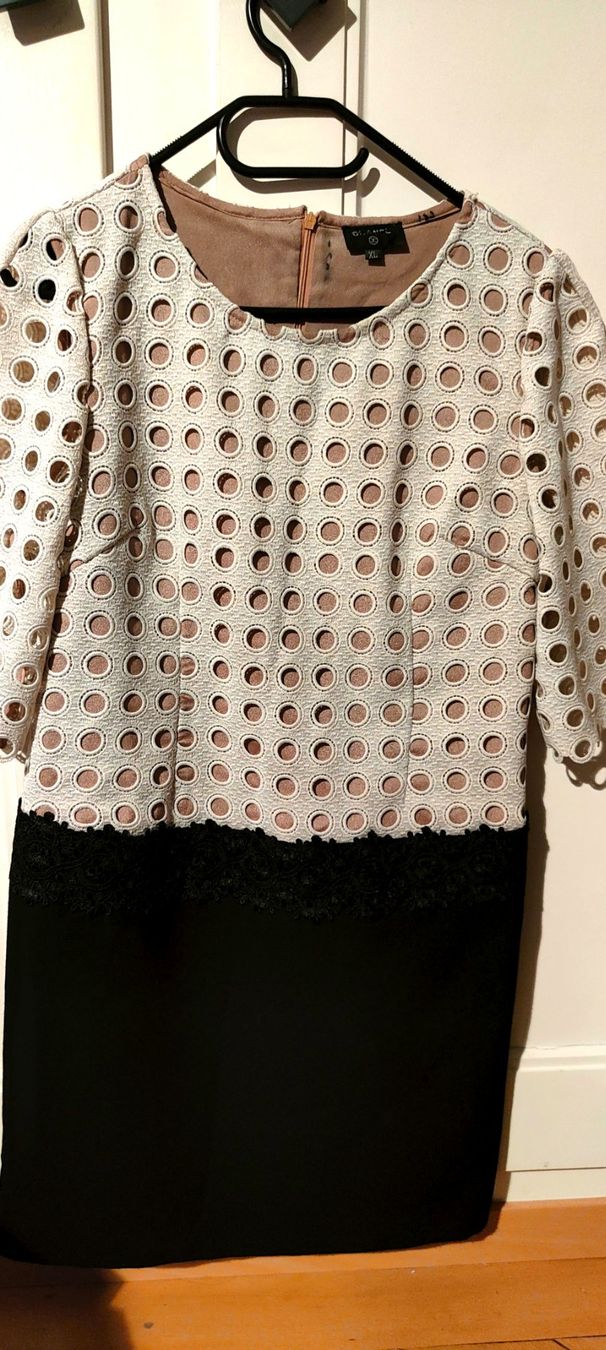 Chanel Vestiti: Pièces de collection > designer > CHANEL – Usato da Biel/Bienne venduto da notfun 5