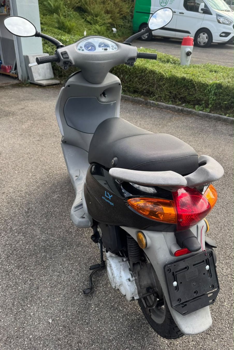 Piaggio Scooters: PIAGGIO FLY 50 4T – D'occasion à luzern par luand 2