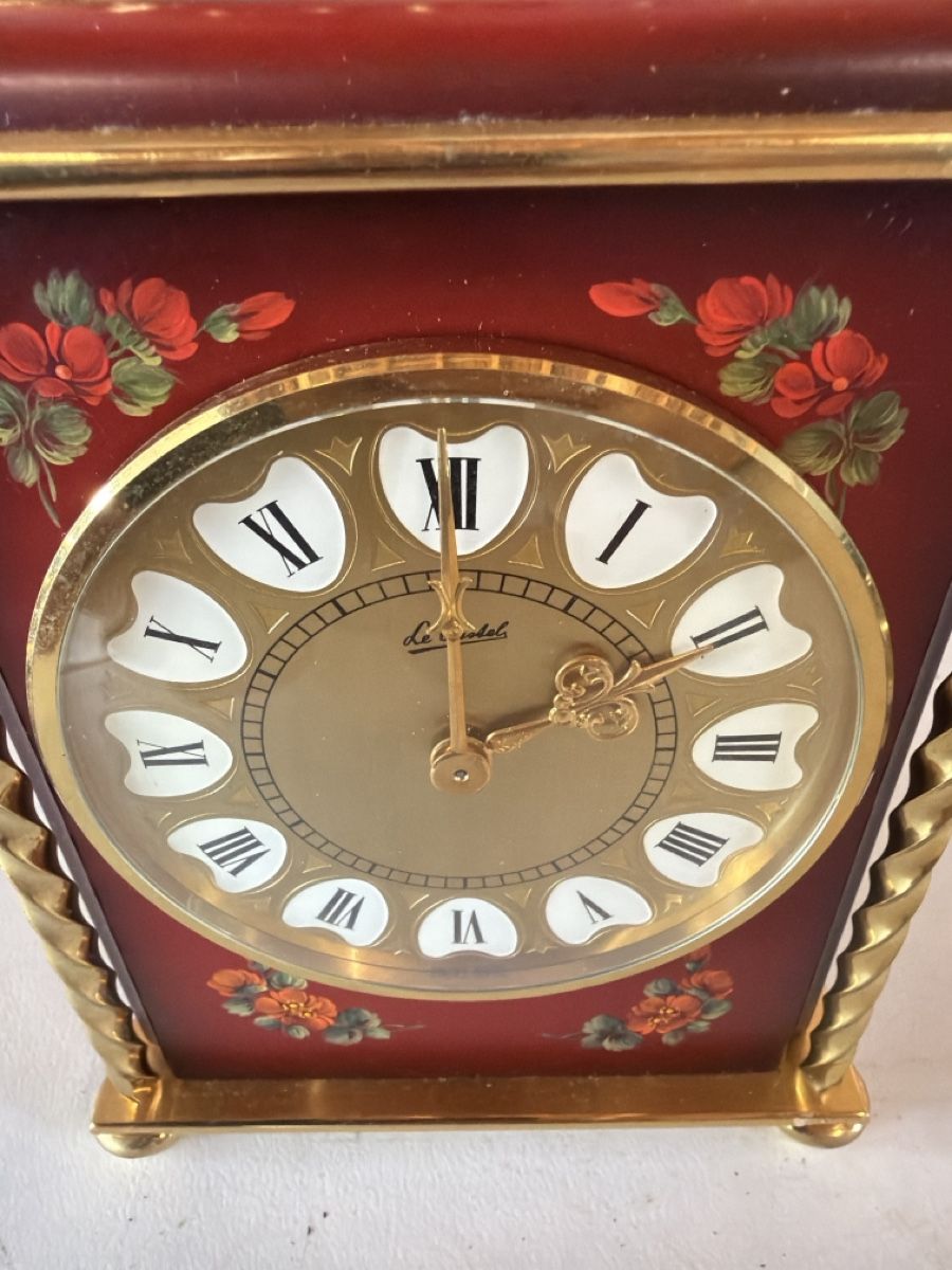 Orologi da terra & Orologi da parete: Antiker Tischuhr  mit Blumenmotiv, – Difettoso da Sirnach venduto da Fkobi 1