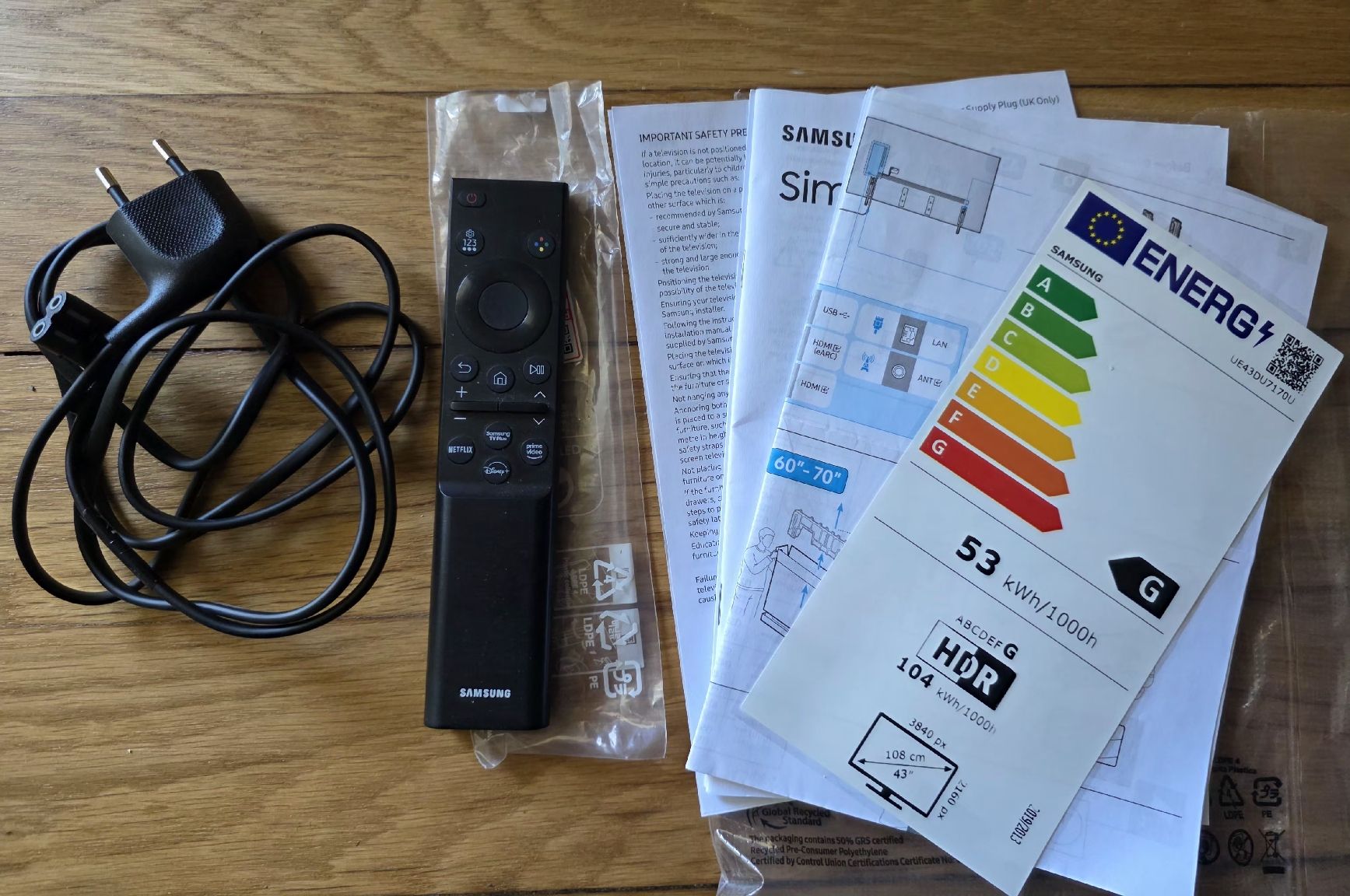 Televisori: Samsung UE43DU7170 43", – Nuovo (secondo la descrizione) da Basel venduto da Cod1987 3