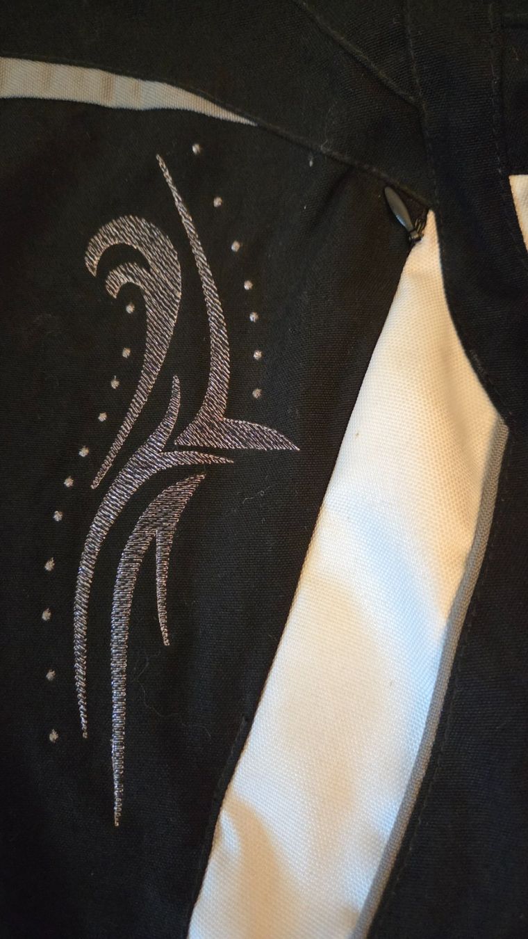 Held Lotti di vestiti: Motorradjacke und -hose – Usato da Detligen venduto da iri_9cns 6