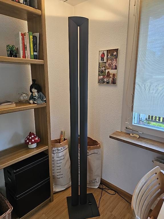 Lampade: Elegante Stehlampe – Usato da Muttenz venduto da alexlexmoser