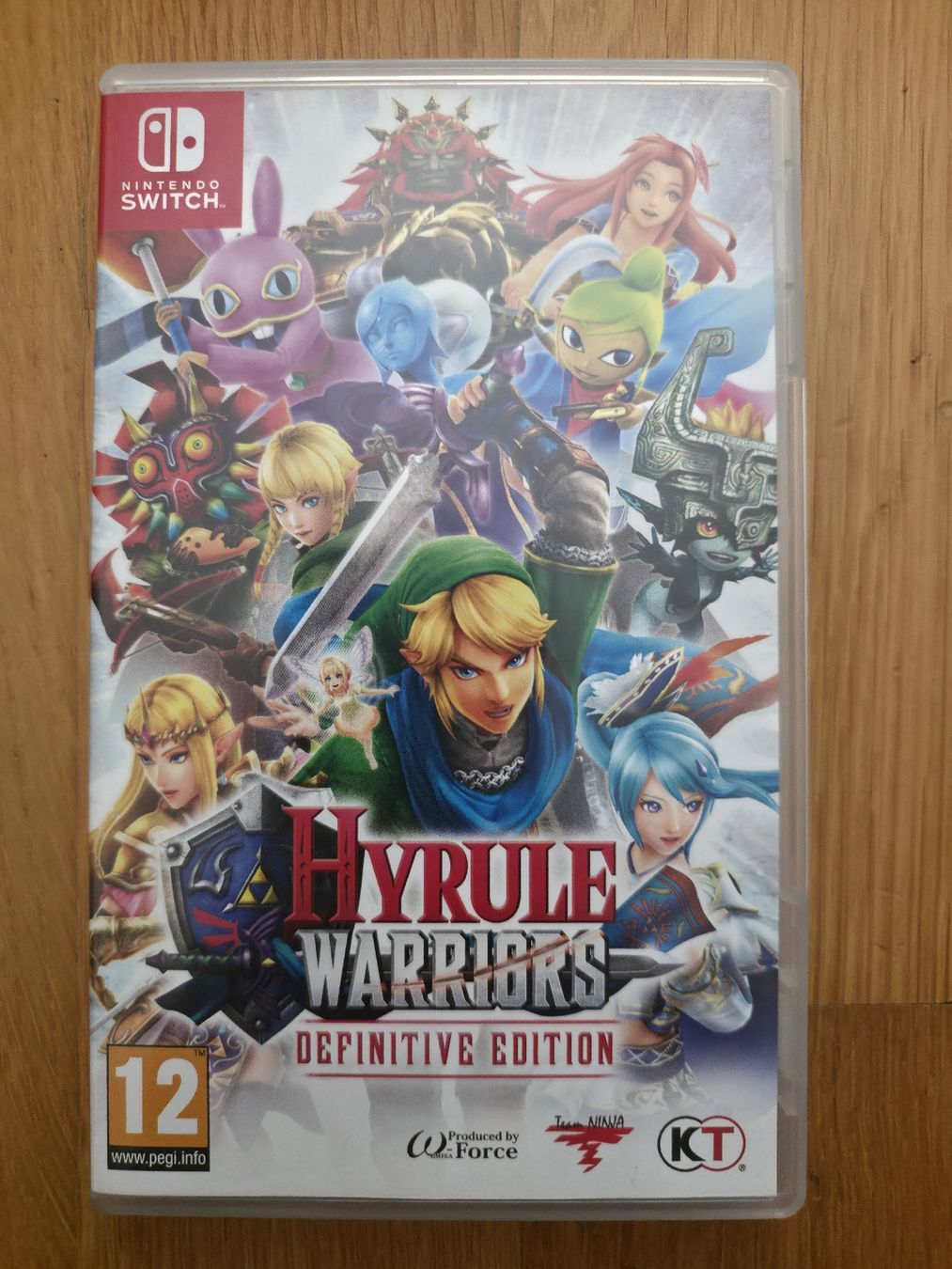 Nintendo Giochi: Hyrule Warriors Definitive Edition - Nintendo Switch – Usato da Zürich venduto da jabo22