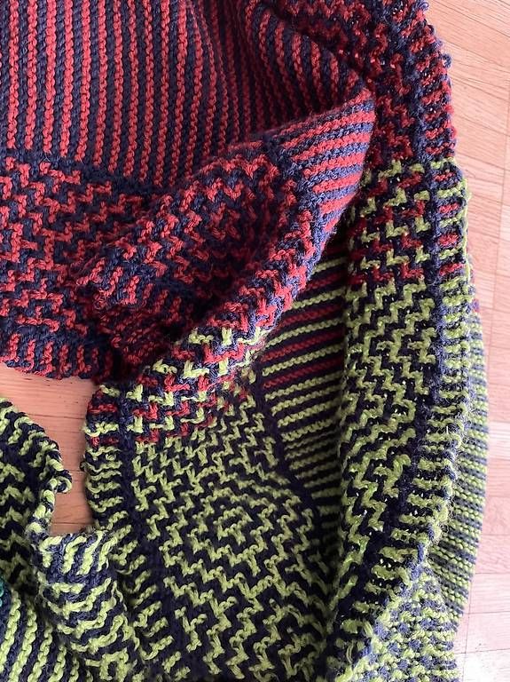 Foulards & écharpes: Schal Handgestrickt – Neuf (Voir description) à Hinterkappelen par Allabianca